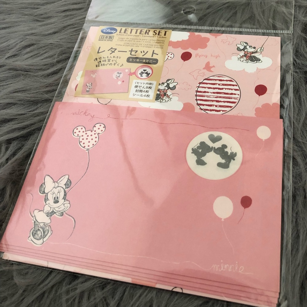 Minnie Mouse Letter Set made in Japan